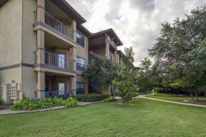 Apartments in San Antonio, TX - Exterior Building with Green Spaces